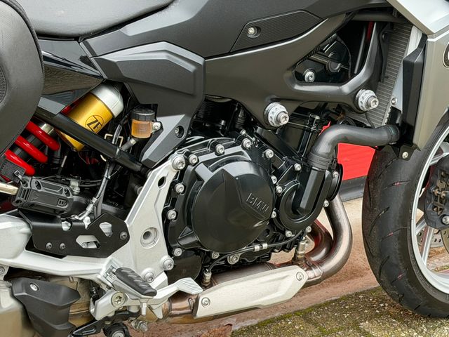 bmw - f-900-r