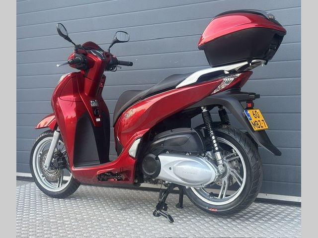 honda - sh-300i---abs