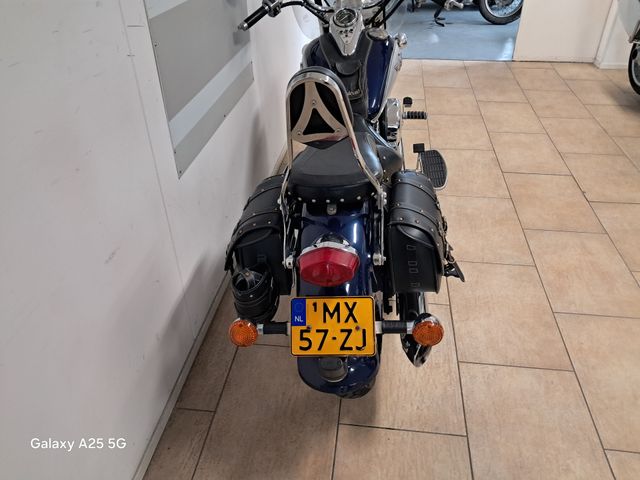 kawasaki - vn-800-classic