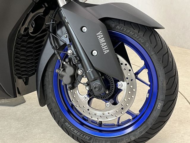 yamaha - x-max-300-abs