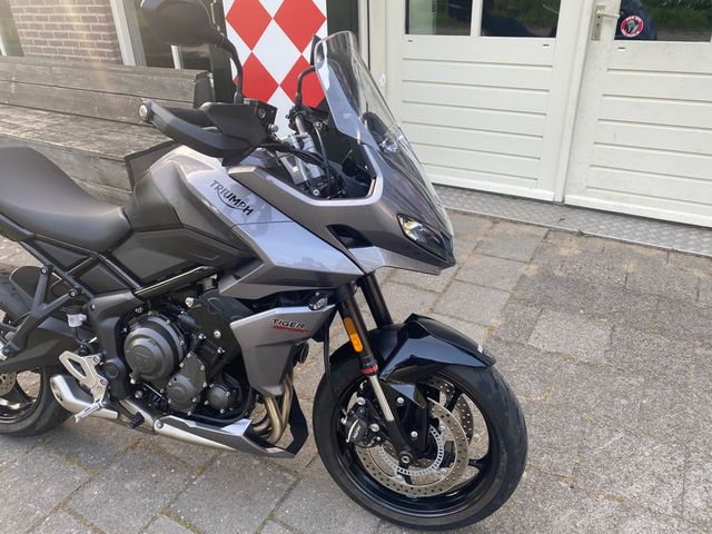 triumph - tiger-sport-660