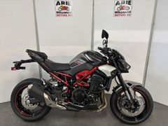 KAWASAKI Z900