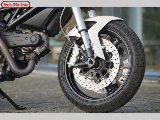 ducati - monster-696