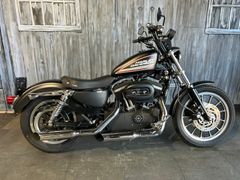HARLEY-DAVIDSON SPORTSTER XL 883 R