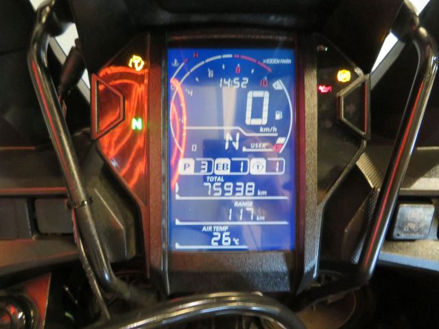 honda - crf-1000-l-africa-twin-dct