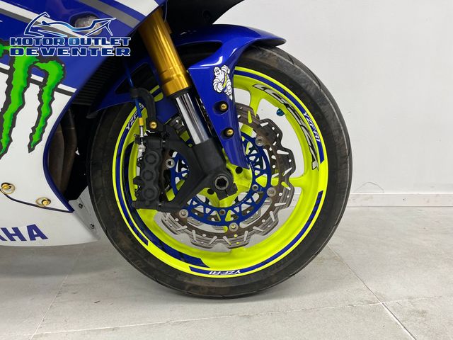 yamaha - yzf-r1