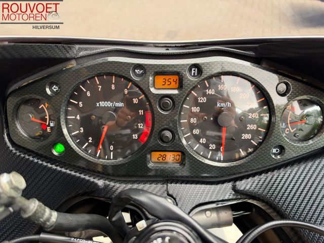 suzuki - gsx-r-1300-hayabusa