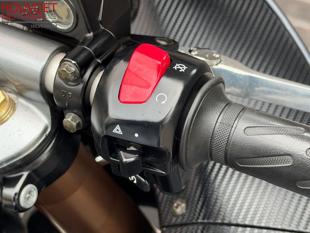 suzuki - gsx-r-1300-hayabusa