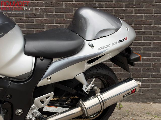 suzuki - gsx-r-1300-hayabusa
