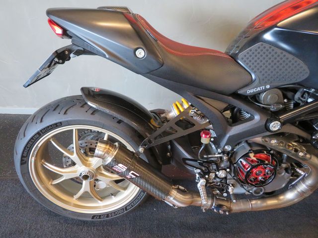 ducati - m-1100-s