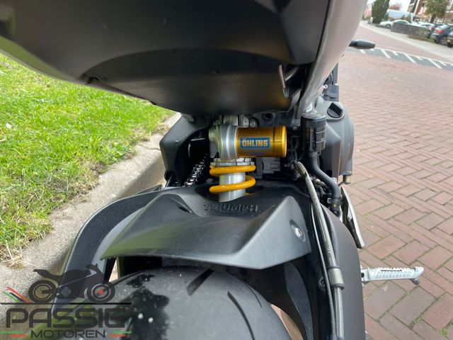 triumph - street-triple-rs