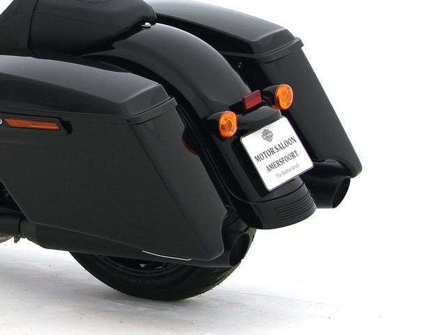 harley-davidson - roadking-special-114