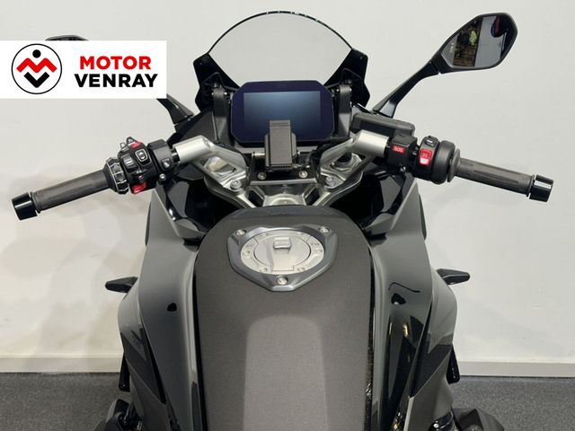 bmw - r-1300-rs