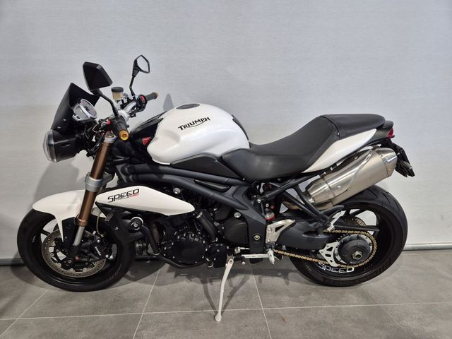 triumph - speed-triple-1050