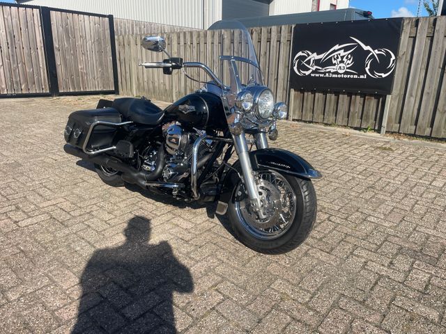 harley-davidson - road-king-classic-flhrc