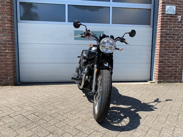 kawasaki - w800-street
