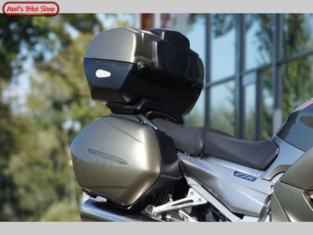 yamaha - fjr-1300