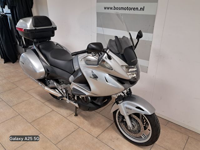 honda - nt-700-v-deauville-abs