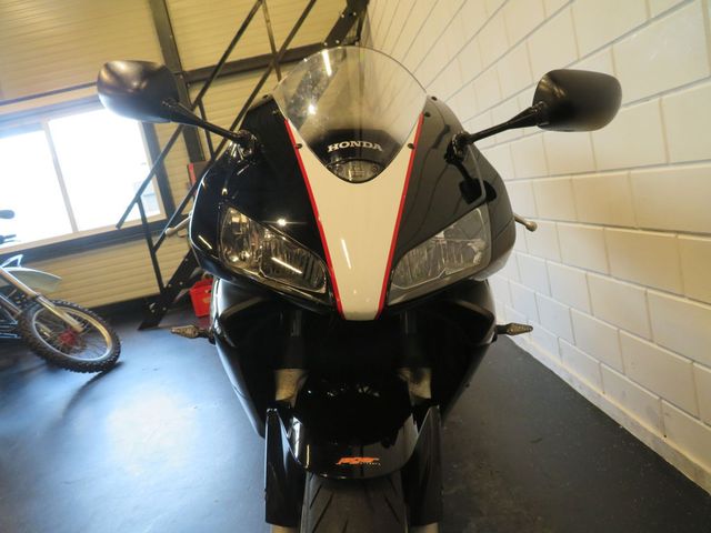 honda - cbr-600-rr