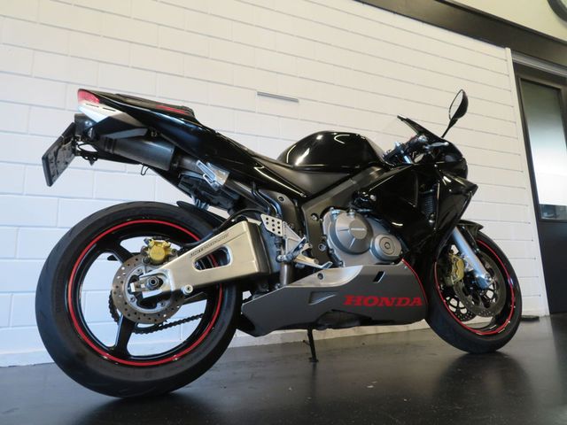 honda - cbr-600-rr