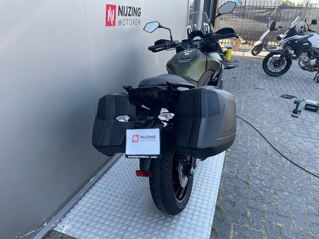 kawasaki - versys-650-grand-tourer