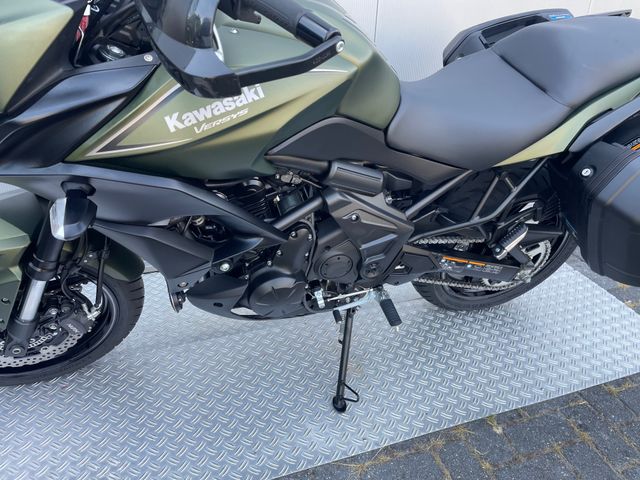 kawasaki - versys-650-grand-tourer
