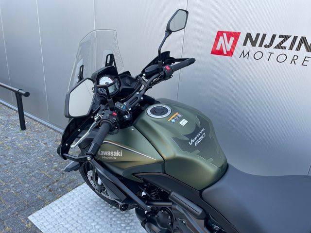 kawasaki - versys-650-grand-tourer