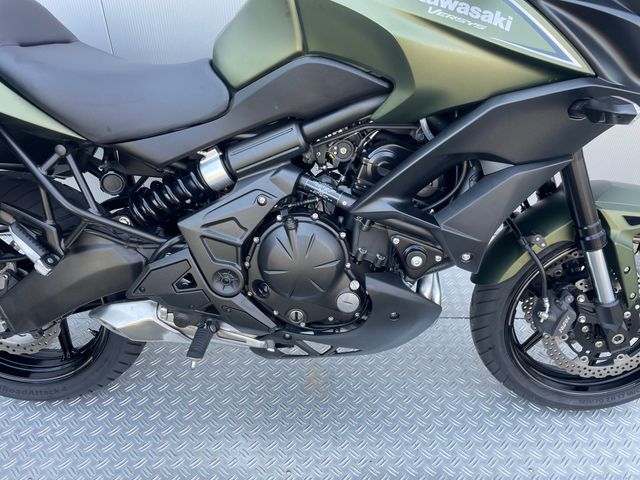 kawasaki - versys-650-grand-tourer