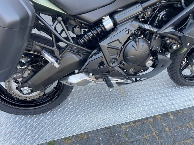 kawasaki - versys-650-grand-tourer