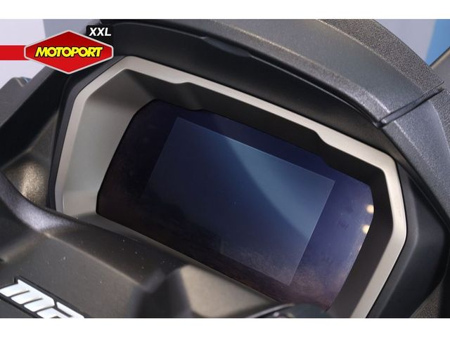 piaggio - mp3-530-hpe-advance-exlusive