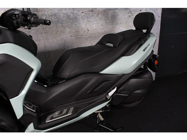 yamaha - tricity-300