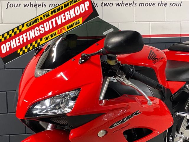 honda - cbr-1000-rr-fireblade