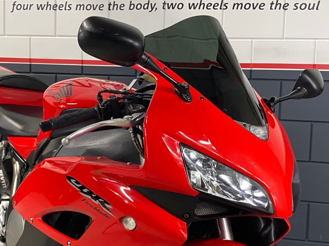 honda - cbr-1000-rr-fireblade