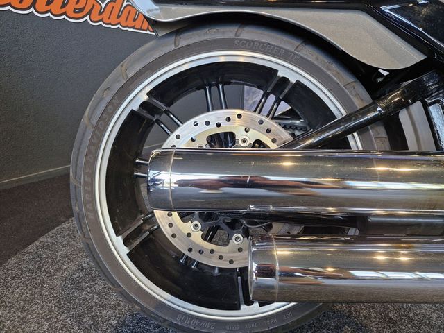 harley-davidson - breakout-114-fxbrs
