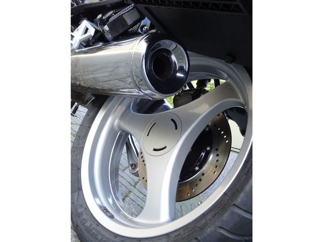 bmw - r-1100-rs