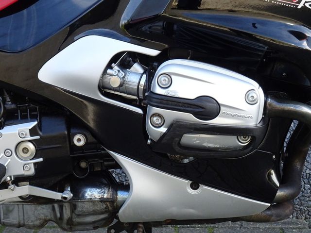bmw - r-1100-rs