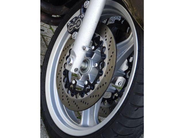 bmw - r-1100-rs