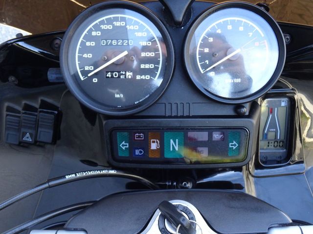 bmw - r-1100-rs