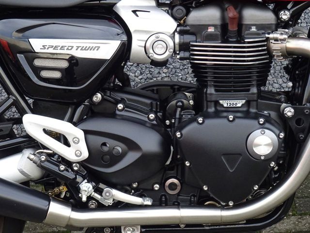 triumph - speed-twin-1200