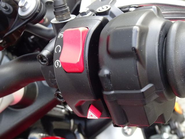 triumph - speed-twin-1200