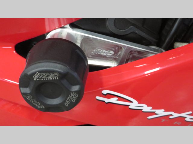 triumph - daytona-675