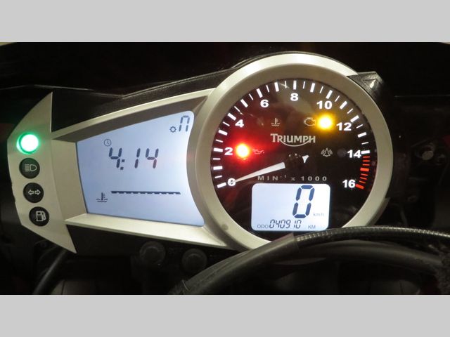 triumph - daytona-675