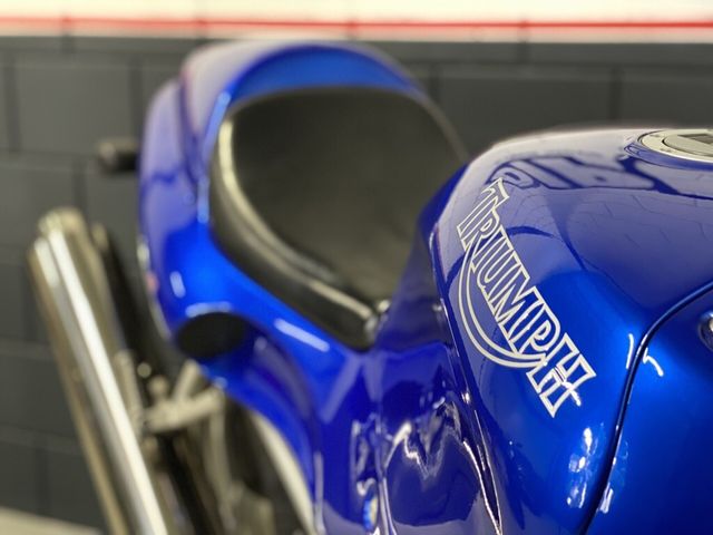 triumph - daytona-955i