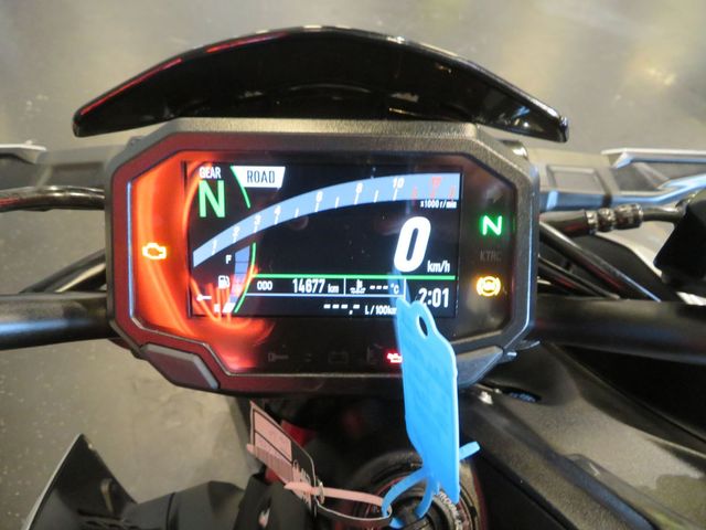 kawasaki - z900