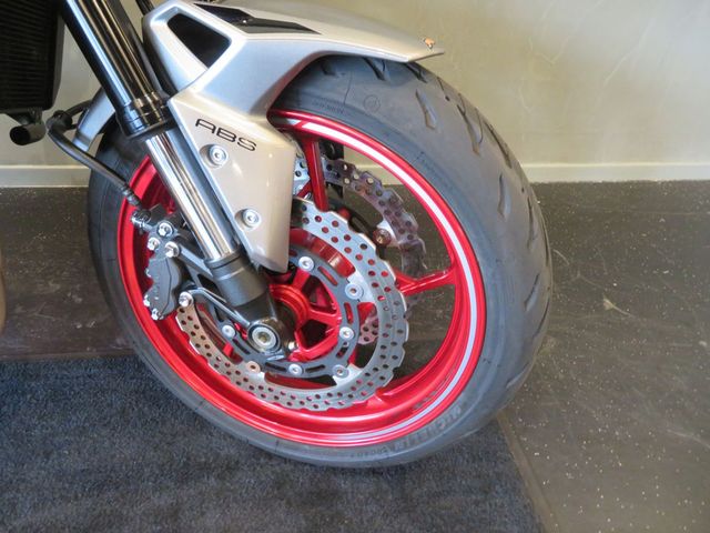 kawasaki - z900
