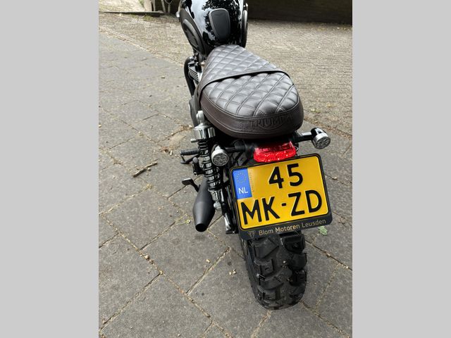 triumph - bonneville-t-120-black