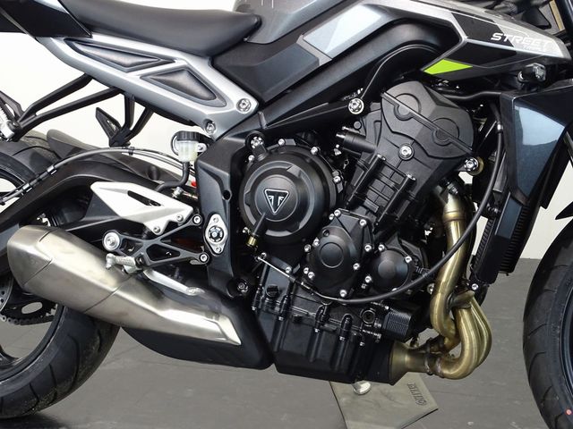 triumph - street-triple-r