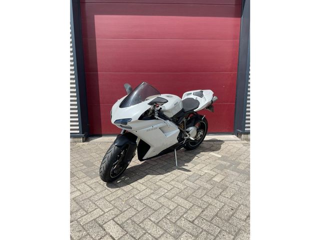 ducati - 848