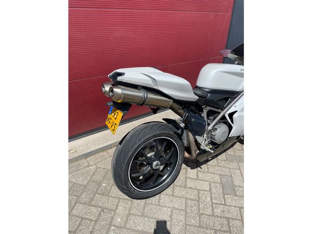 ducati - 848