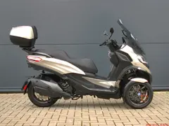 Piaggio MP3 530 HPE Advance Exlusive 2024 occasion – foto 2 van 24